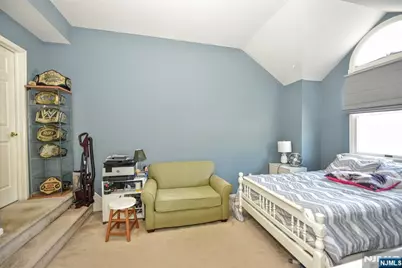 45 Royal Avenue 17 #17, Hawthorne, NJ 07506 - Photo 21