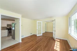 39 Warren Trail, Denville, NJ 07834 - Photo 3