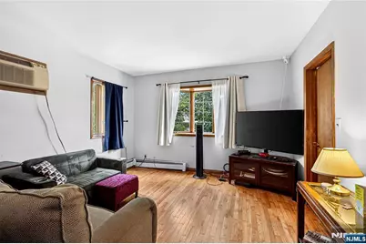 218 Jackson Avenue, Hackensack, NJ 07601 - Photo 3