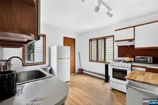 218 Jackson Ave, Hackensack, NJ 07601 - Photo 15