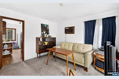 218 Jackson Avenue, Hackensack, NJ 07601 - Photo 13