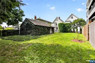 218 Jackson Ave, Hackensack, NJ 07601 - Photo 17