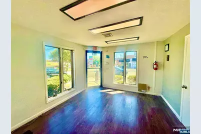 521 Van Houten Avenue 1B #1B, Clifton, NJ 07013 - Photo 5