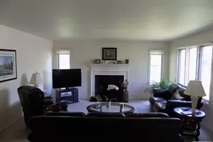 47 Southerland Dr, Mahwah, NJ 07430 - Photo 9