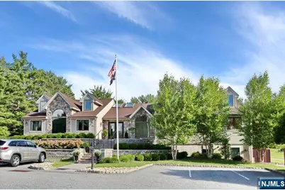 47 Southerland Drive, Mahwah, NJ 07430 - Photo 3