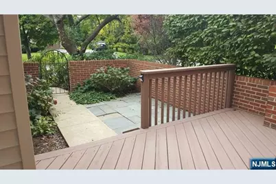 47 Southerland Drive, Mahwah, NJ 07430 - Photo 7