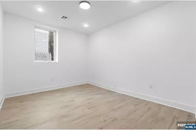 1001 Summit Avenue 1 #1, Jersey City, NJ 07307 - Photo 11