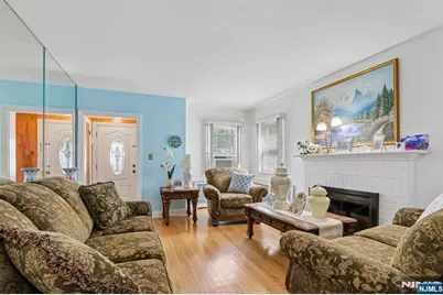 153 Madison Avenue, River Edge, NJ 07661 - Photo 9
