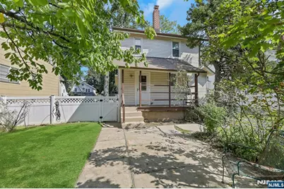 116 Hillside Avenue, Teaneck Township, NJ 07666 - Photo 9
