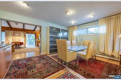 225 Jackson Avenue, Rutherford, NJ 07070 - Photo 9