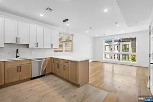 1001 Summit Ave 3, Jersey City, NJ 07307 - Photo 5