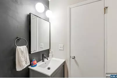 518 River Renaissance B18 #B18, East Rutherford, NJ 07073 - Photo 11