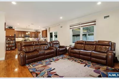 157 Woodridge Street, Wood Ridge, NJ 07075 - Photo 11