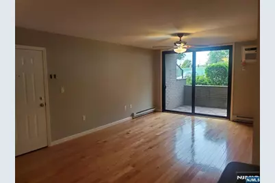 466 A Liberty Street 104 #104, Little Ferry, NJ 07643 - Photo 5