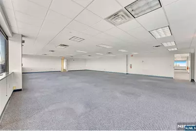 2200 Fletcher Avenue 610 #610, Fort Lee, NJ 07024 - Photo 5