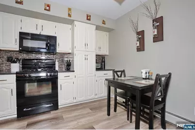 130 Kinderkamack Road E #E, Montvale, NJ 07645 - Photo 5