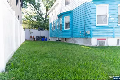 867 S 17th Street 1 #1, Newark, NJ 07108 - Photo 25