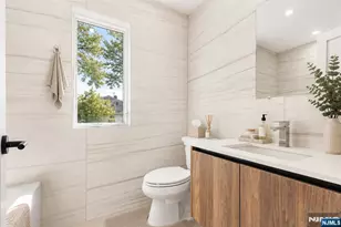 152 Morningside Ln A, Palisades Park, NJ 07650 - Photo 13