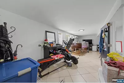 154 Ames Street, Hackensack, NJ 07601 - Photo 29