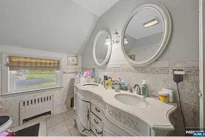 154 Ames Street, Hackensack, NJ 07601 - Photo 17