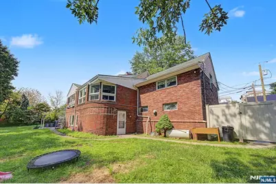 154 Ames Street, Hackensack, NJ 07601 - Photo 49