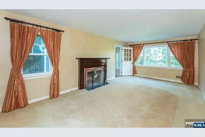 42 Valley View Terrace, Wayne, NJ 07470 - Photo 3