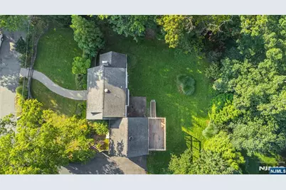 42 Valley View Terrace, Wayne, NJ 07470 - Photo 45
