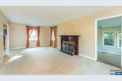 42 Valley View Terrace, Wayne, NJ 07470 - Photo 5