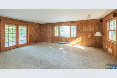42 Valley View Terrace, Wayne, NJ 07470 - Photo 19