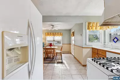 6 Summit Avenue, Waldwick, NJ 07463 - Photo 17