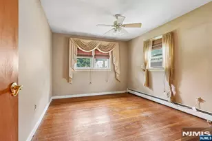 6 Summit Ave, Waldwick, NJ 07463 - Photo 23