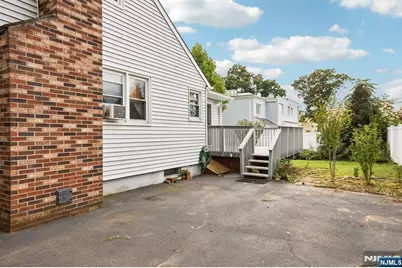 6 Summit Avenue, Waldwick, NJ 07463 - Photo 39