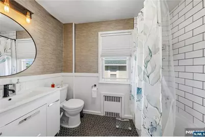 344 Rutherford Avenue, Lyndhurst Township, NJ 07071 - Photo 13