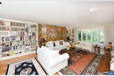 690 Orchard Lane, Franklin Lakes, NJ 07417 - Photo 5
