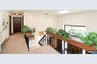 690 Orchard Lane, Franklin Lakes, NJ 07417 - Photo 21