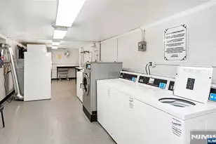 1130 Valley Road 2B, Wayne, NJ 07470 - Photo 17