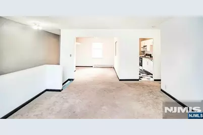 1130 Valley Road 2B #2B, Wayne, NJ 07470 - Photo 5