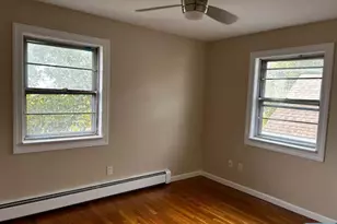 129-131 6th Street 2, Fairview, NJ 07022 - Photo 5