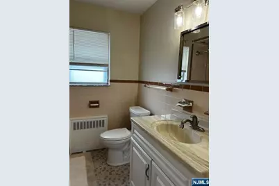 129-131 6th Street 2 #2, Fairview, NJ 07022 - Photo 7