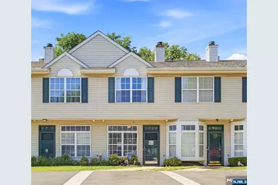 7 Derby Street D #D, East Orange, NJ 07018 - Photo 3