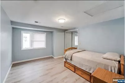 327 Stover Avenue 2nd Floor #2nd floor, North Arlington, NJ 07031 - Photo 7