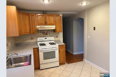 148 E 54th 1 #1, Elmwood Park, NJ 07410 - Photo 7