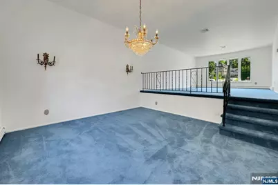 10 Klimback Court, Caldwell, NJ 07006 - Photo 5