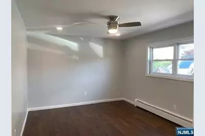 100 Bergen Boulevard 21 #21, Fairview, NJ 07022 - Photo 5
