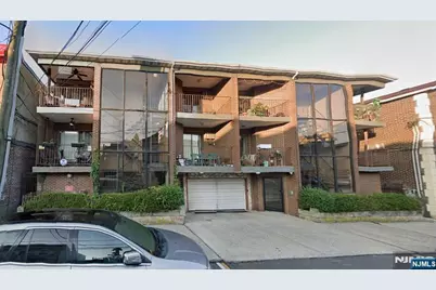 127 68th Street 15 #15, Guttenberg, NJ 07093 - Photo 1
