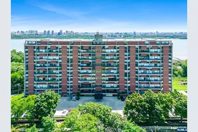 4 Horizon Road 631 #631, Fort Lee, NJ 07024 - Photo 39