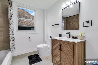 60 Fulton Street, East Orange, NJ 07017 - Photo 41