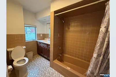 143 4th Street 2 #2, Ridgefield Park, NJ 07660 - Photo 3