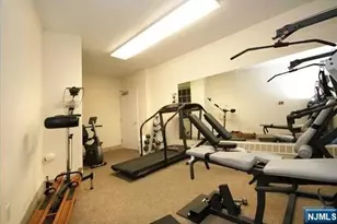 1100 River Road 105, Edgewater, NJ 07020 - Photo 15