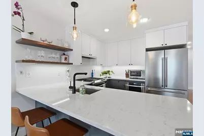 22 Lincoln Street 3 #3, Jersey City, NJ 07307 - Photo 11